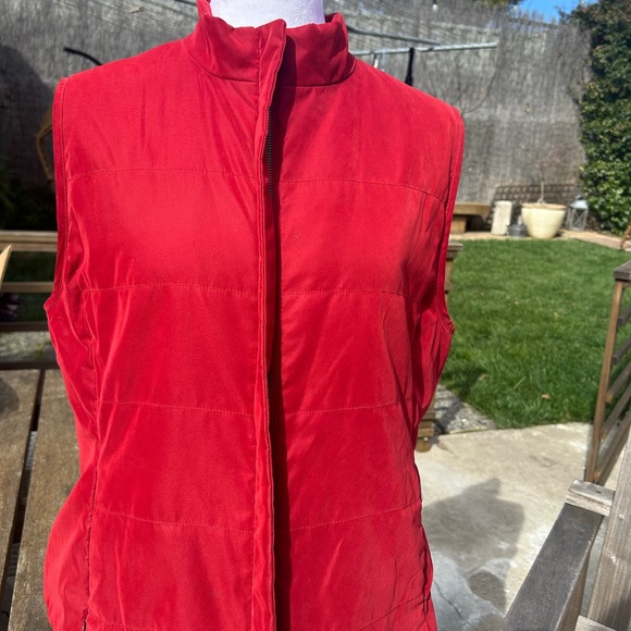 Faconnable Women's Vest - Size large - Excellent Quality - Picture 3 of 6